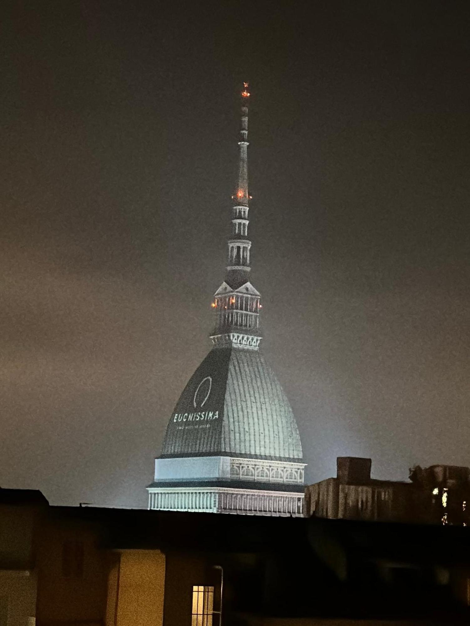 Le Finestre Sulla Mole Apartment Turin Exterior photo